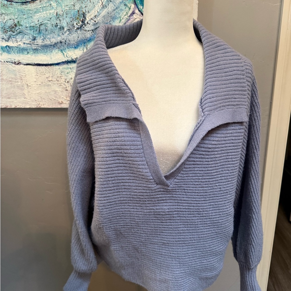 MARBLE V-Neck Ribbed Sweater in Soft Lavender